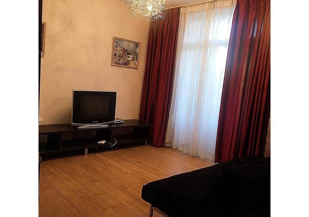 Apartment On Lukyanovska Kiev Ngoại thất bức ảnh